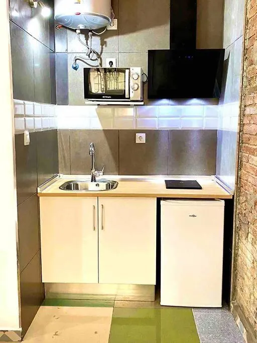 Estudio Nuevo! Al Lado Del Metro L1 L4 L5 아파트 바르셀로나