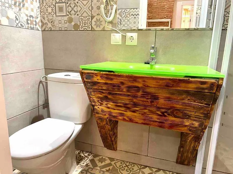아파트 Estudio Nuevo! Al Lado Del Metro L1 L4 L5